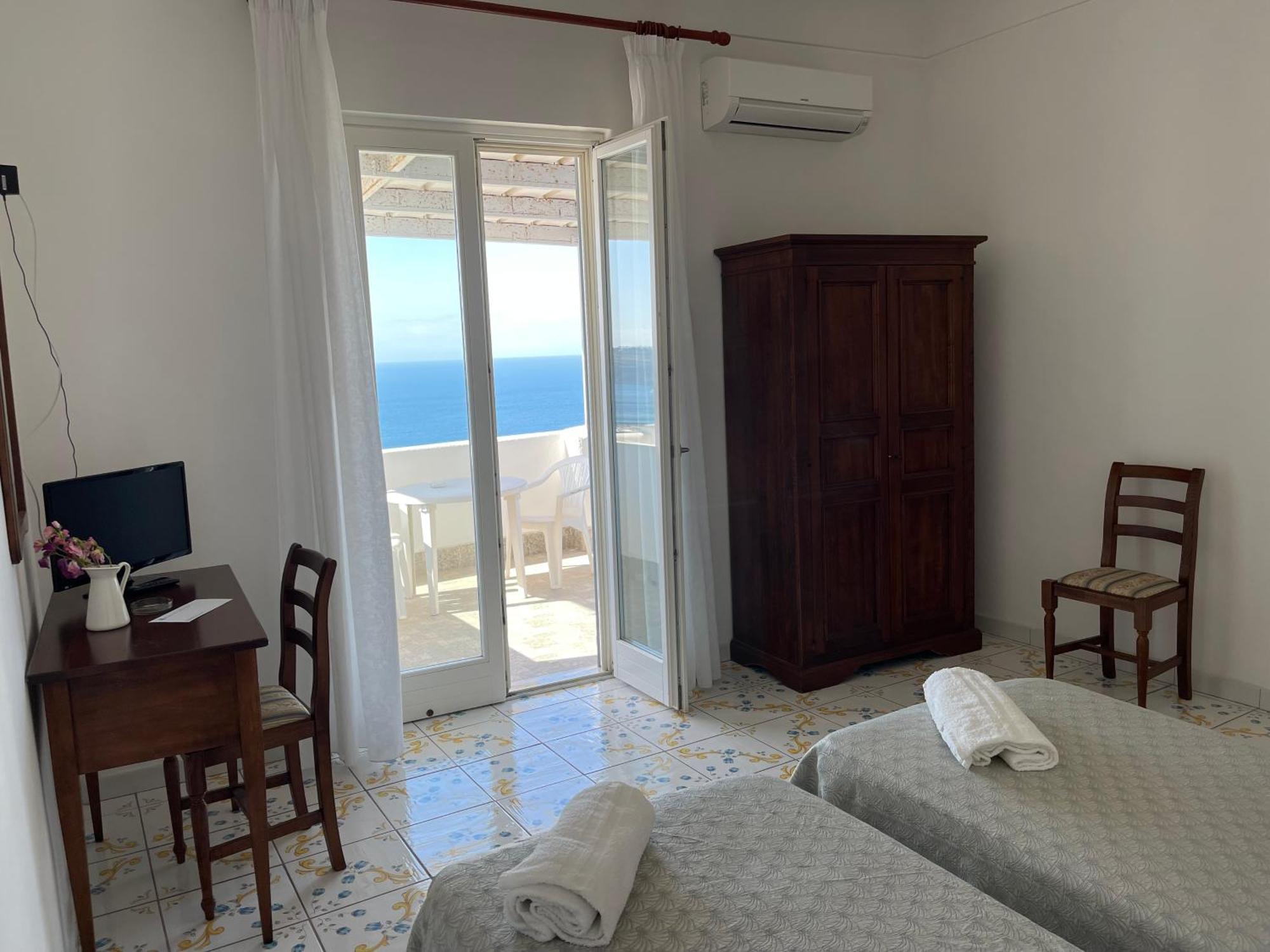 Hotel Residence - Parco Mare Monte 卡萨米乔拉泰尔梅 客房 照片